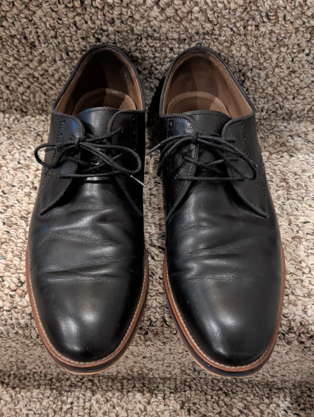 Johnston & Murphy Black Leather Dress Shoes with Brown Welt